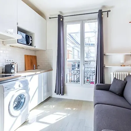 Studio Central Parc Des Buttes-chaumont - Ii Lägenhet