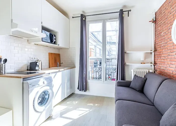 Parc Des Buttes-chaumont - Ii Appartement